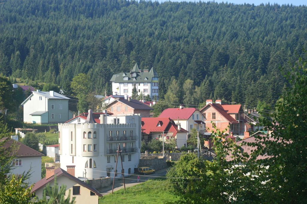 Hotel Three Korony Skhidnytsia ภายนอก รูปภาพ